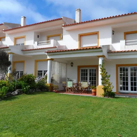 Дом отдыха Golf, Praia, Piscina, Ar Puro Amoreira (Leiria)